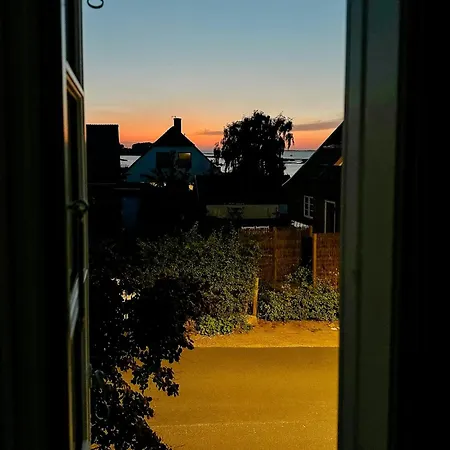 Townhouse From 1862 With Sunsets In Thorohuse 阿森斯